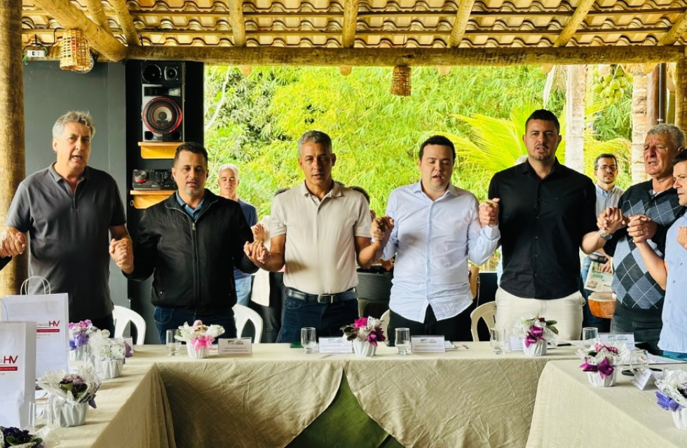 Reunião da AMMECIME Reforça União Entre Municípios e Foco no Desenvolvimento Regional