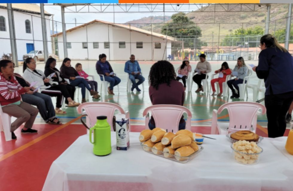Equipe de Saúde Leva Orientação Sobre Alimentação Saudável à Comunidade de Brejaúba